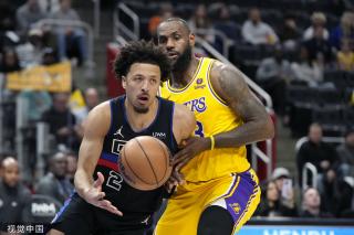 足球世界中 足球世界中